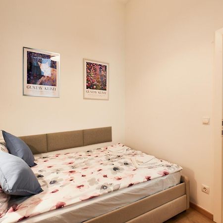 Malixa - Apartment In The Heart Of Vienna Next To Metro Екстер'єр фото